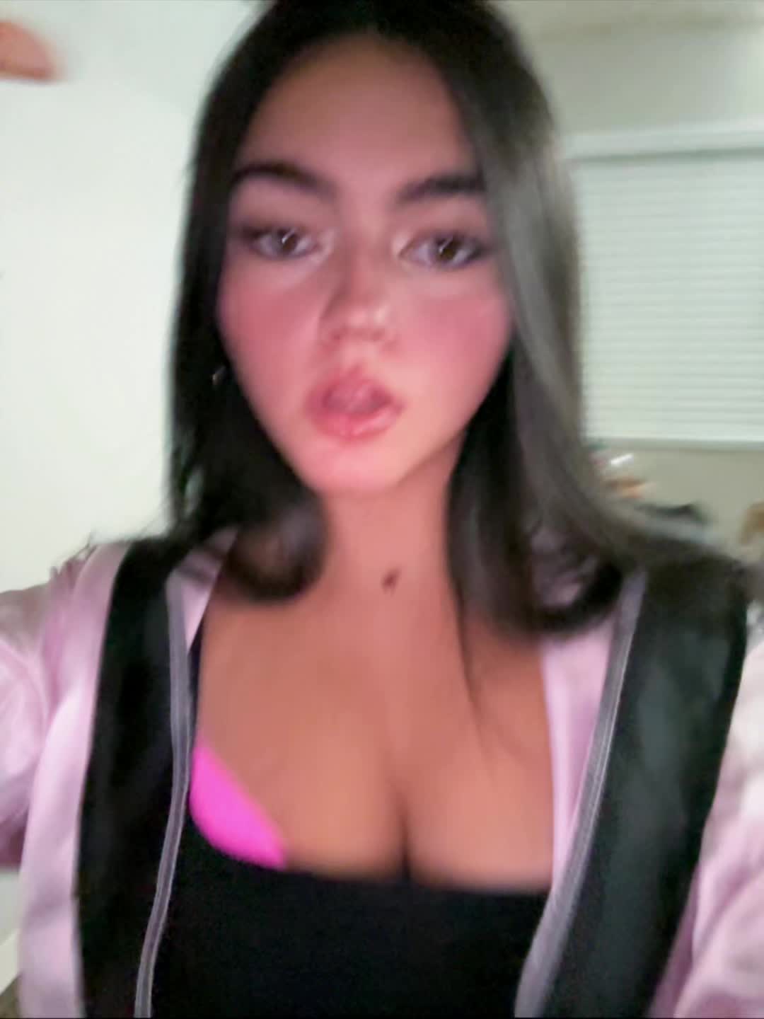 @User1672927545849407