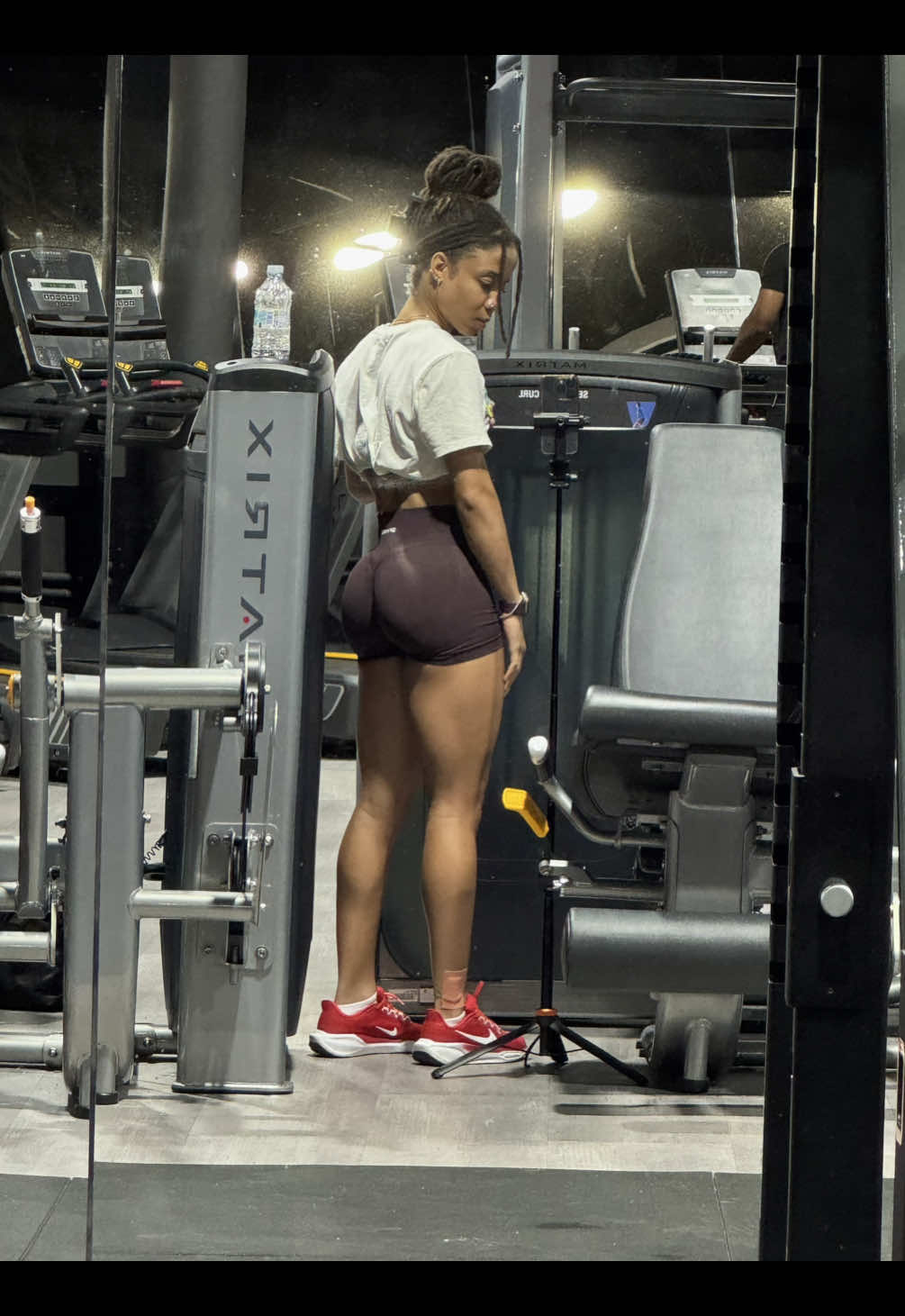 @Vanessa | Core & Strength
