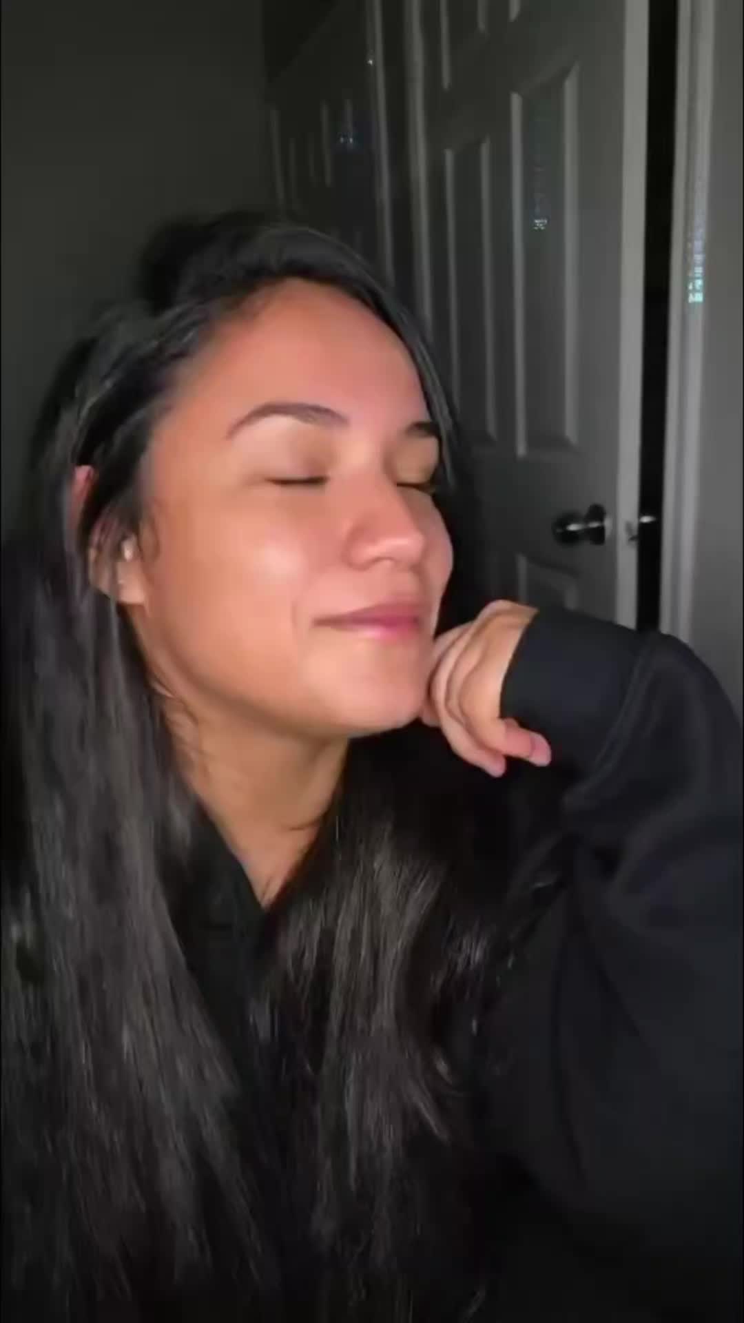 @Vanessa Nicole Salas