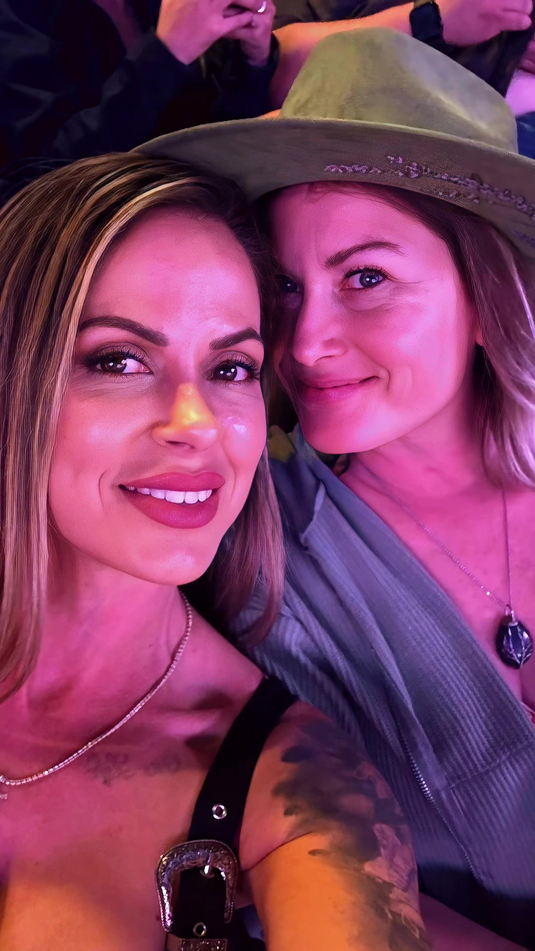 @⭐️✨️ThatGirlLuAnn✨️⭐️