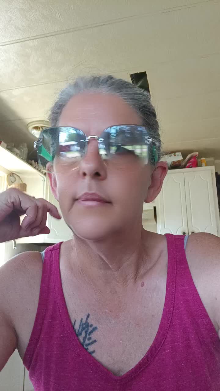 @MommaVee2