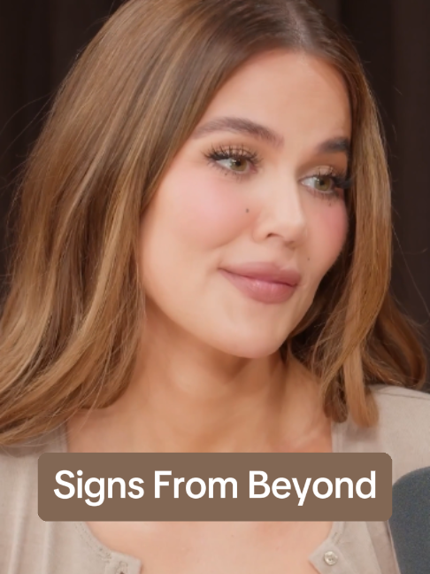 @Khlo&eacute; in Wonder Land