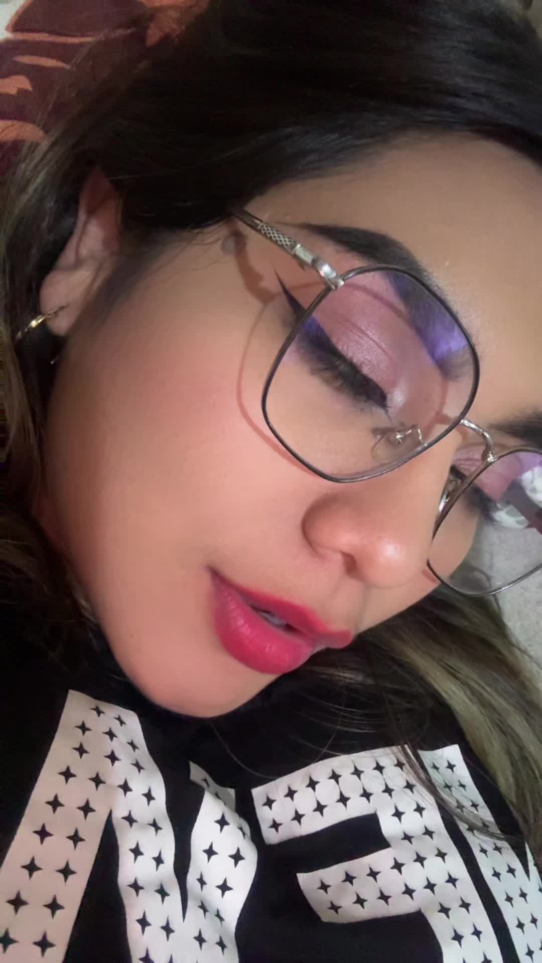 @Karolyn Tamay 😺