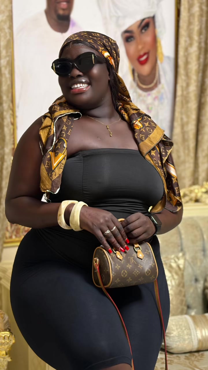 @Bbmita saliou linternational🥳