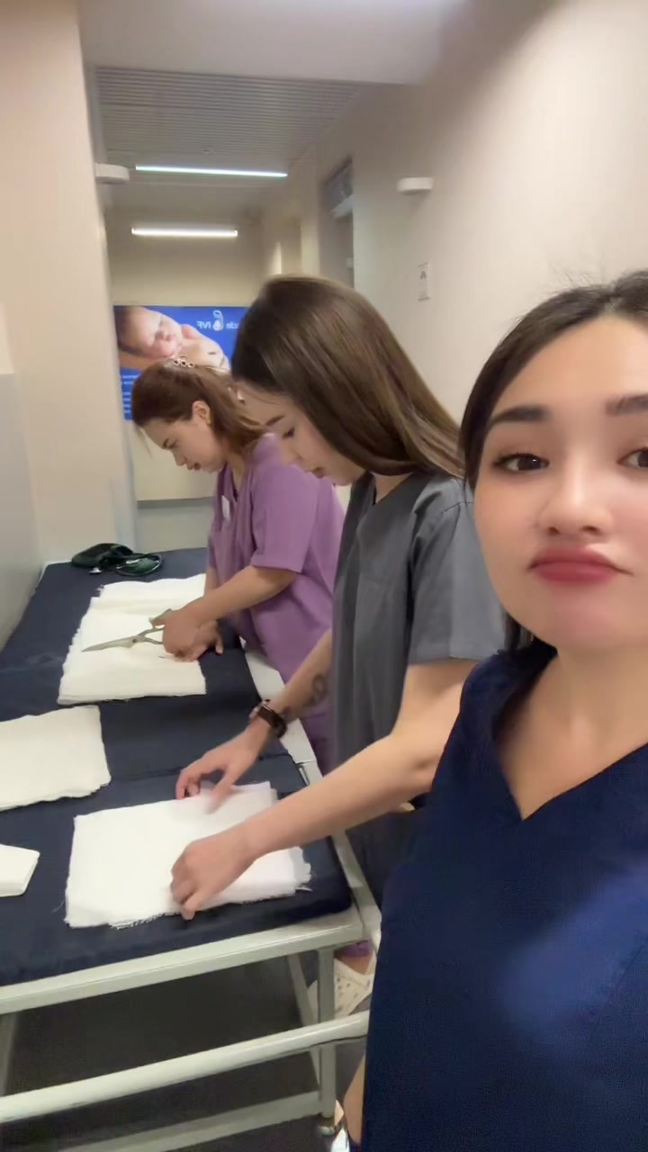 @rroza