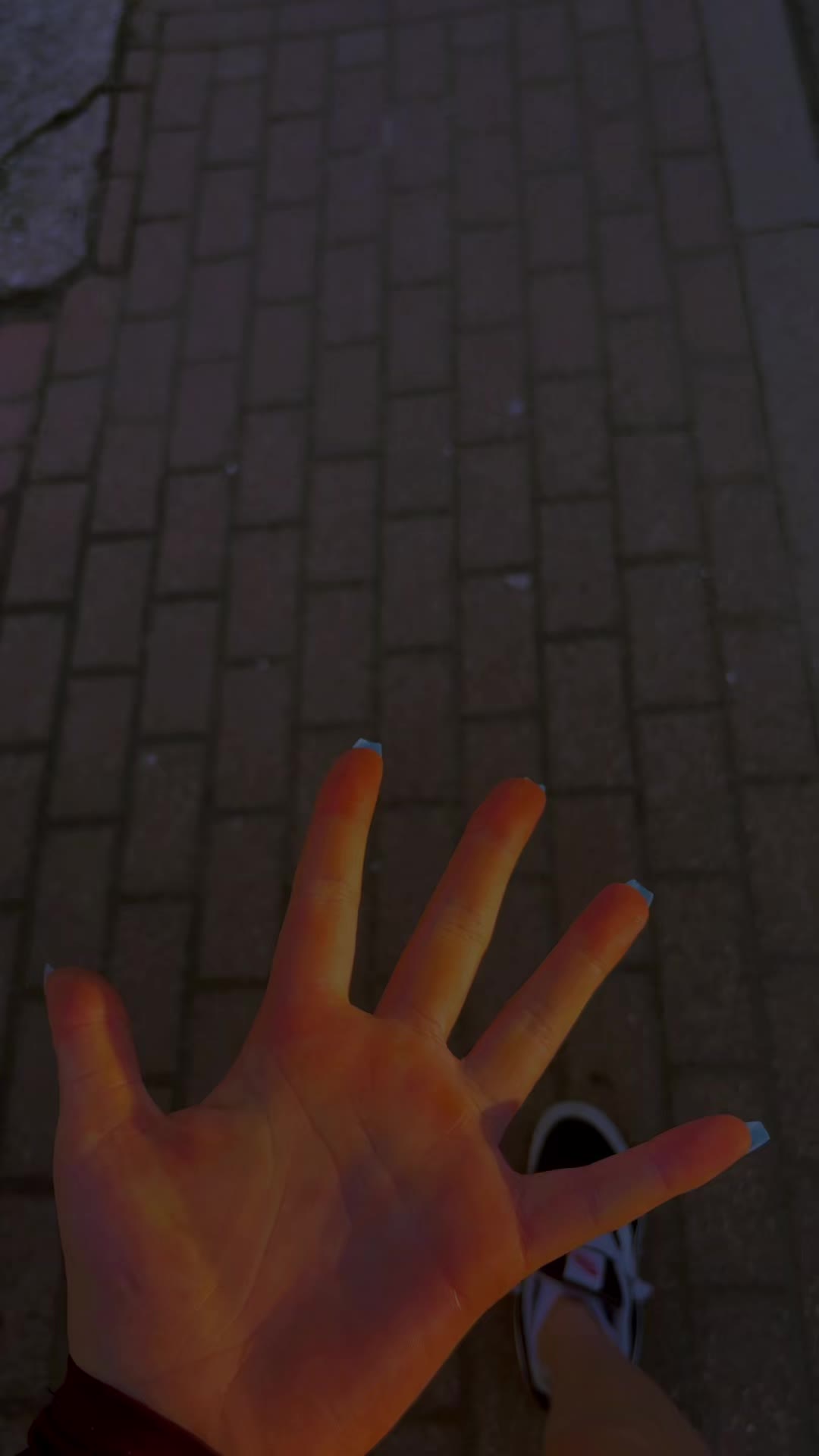 @…✨👀