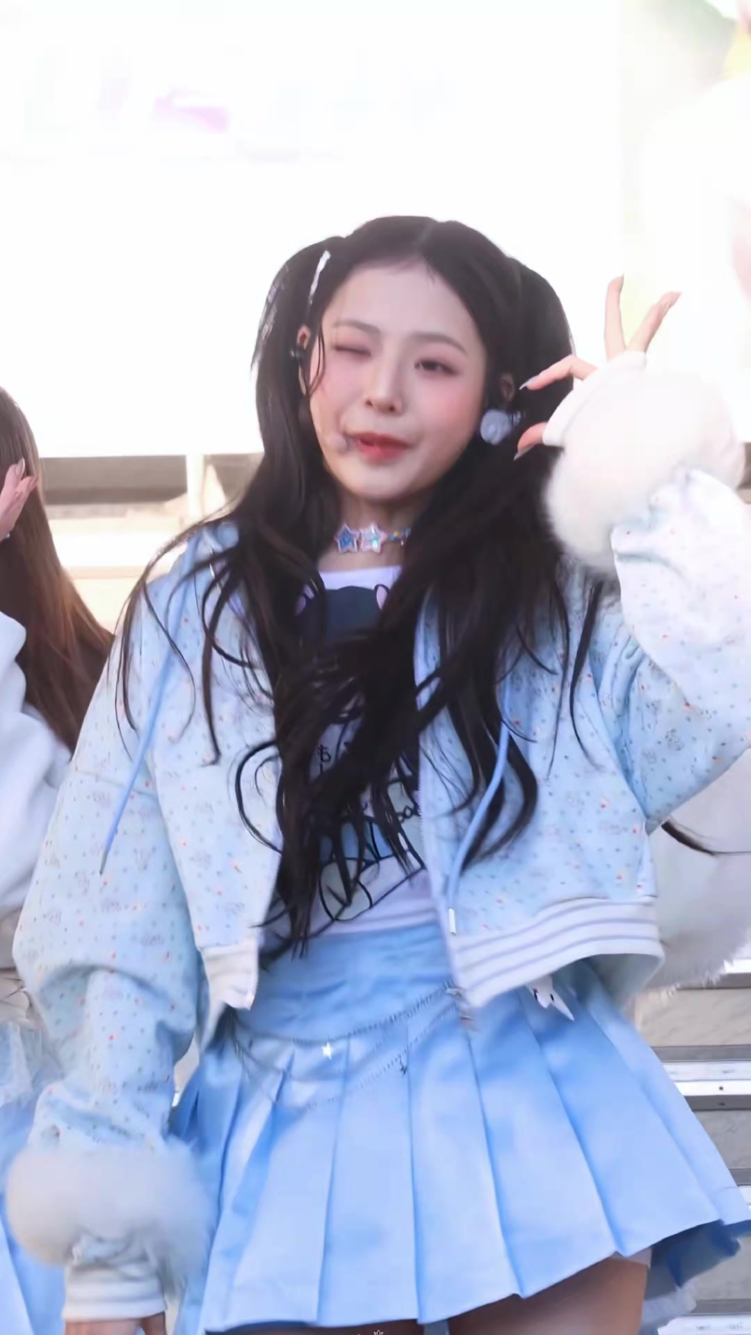 @liv