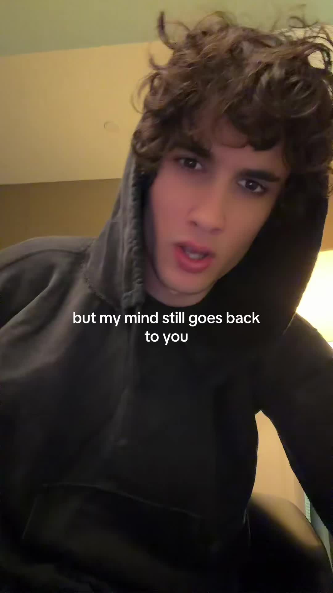 @sombr