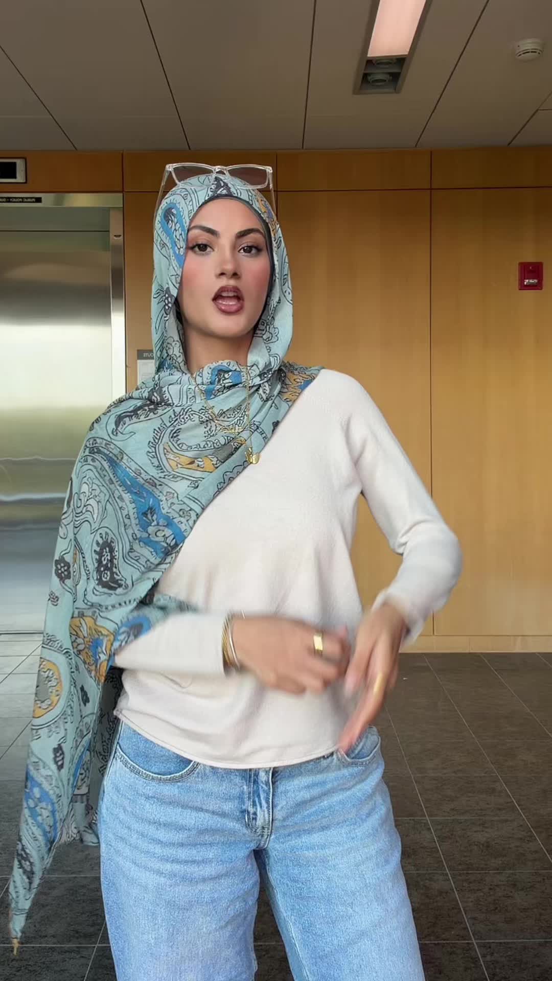 @Aisha