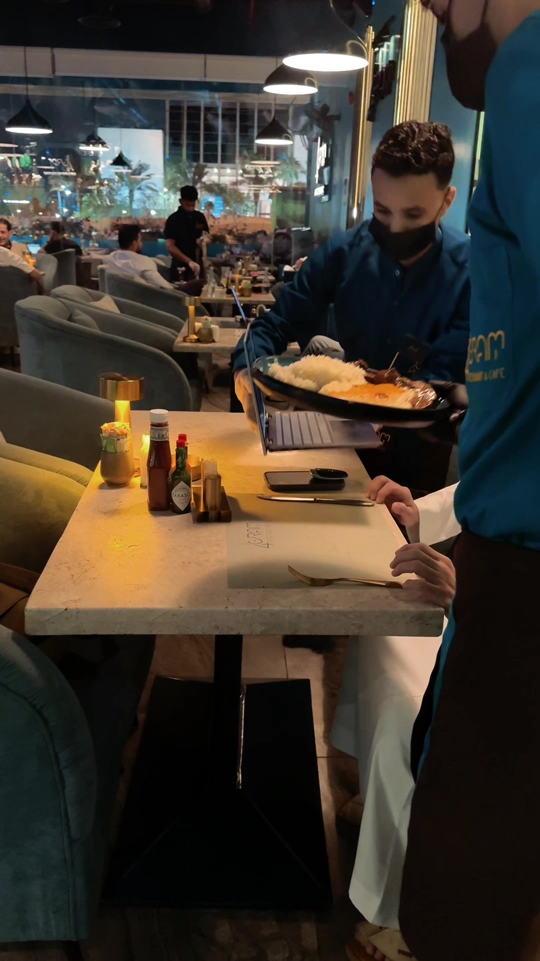 @1/4 GRAM RESTAURANT AND CAFE