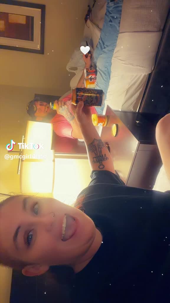 @joshuastawniak