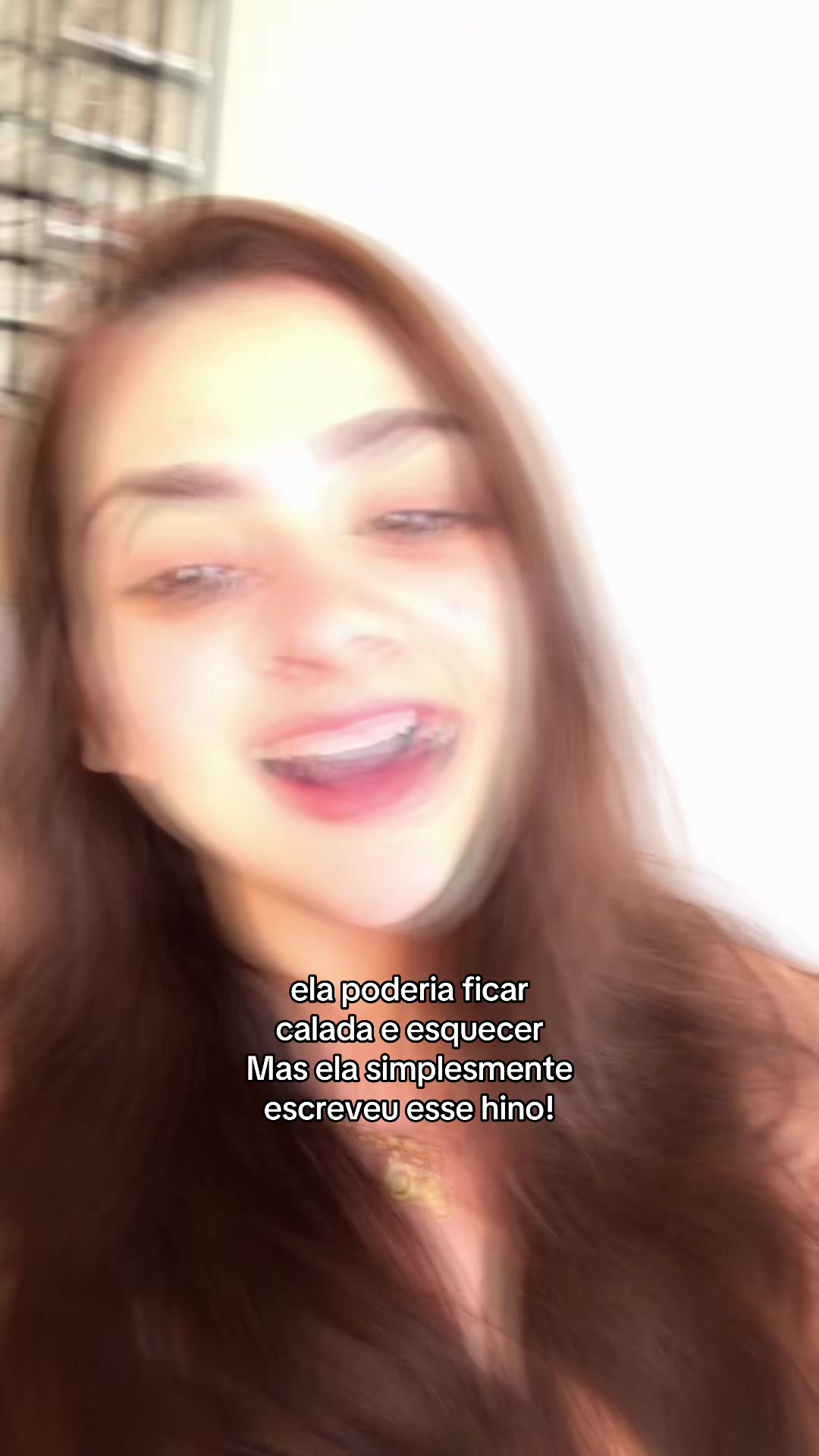 @carlaqueiroz