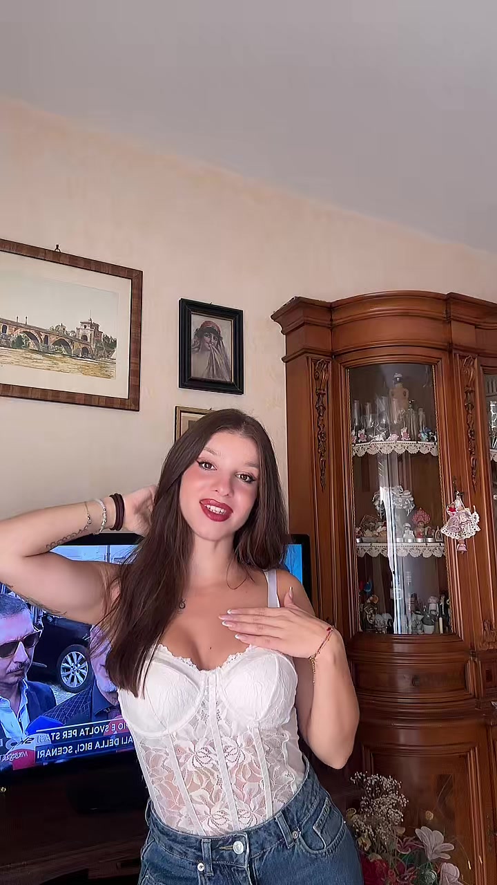 @Sissi ๐