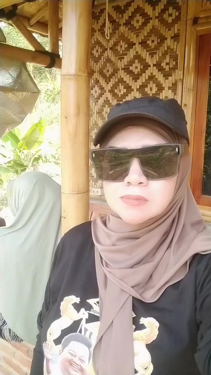 @Uphik76