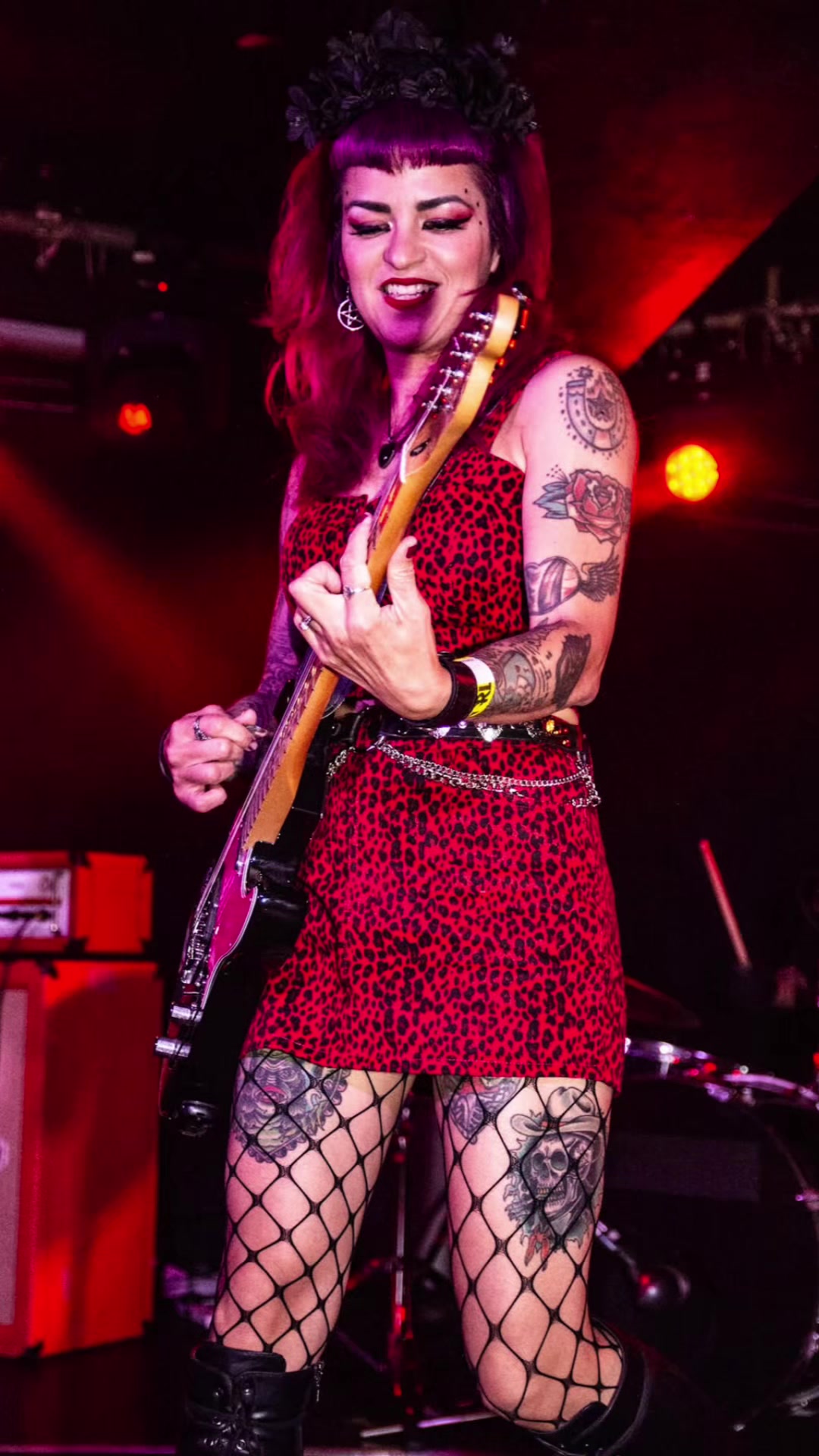 @TheHellflowers