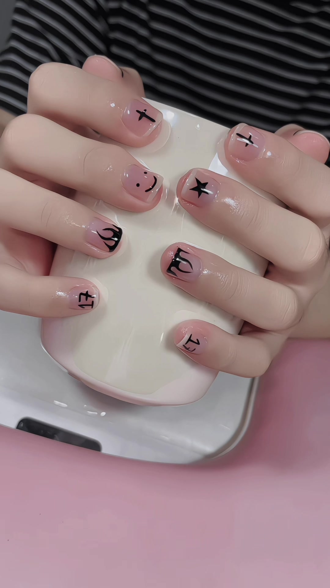 @LilyNails2902