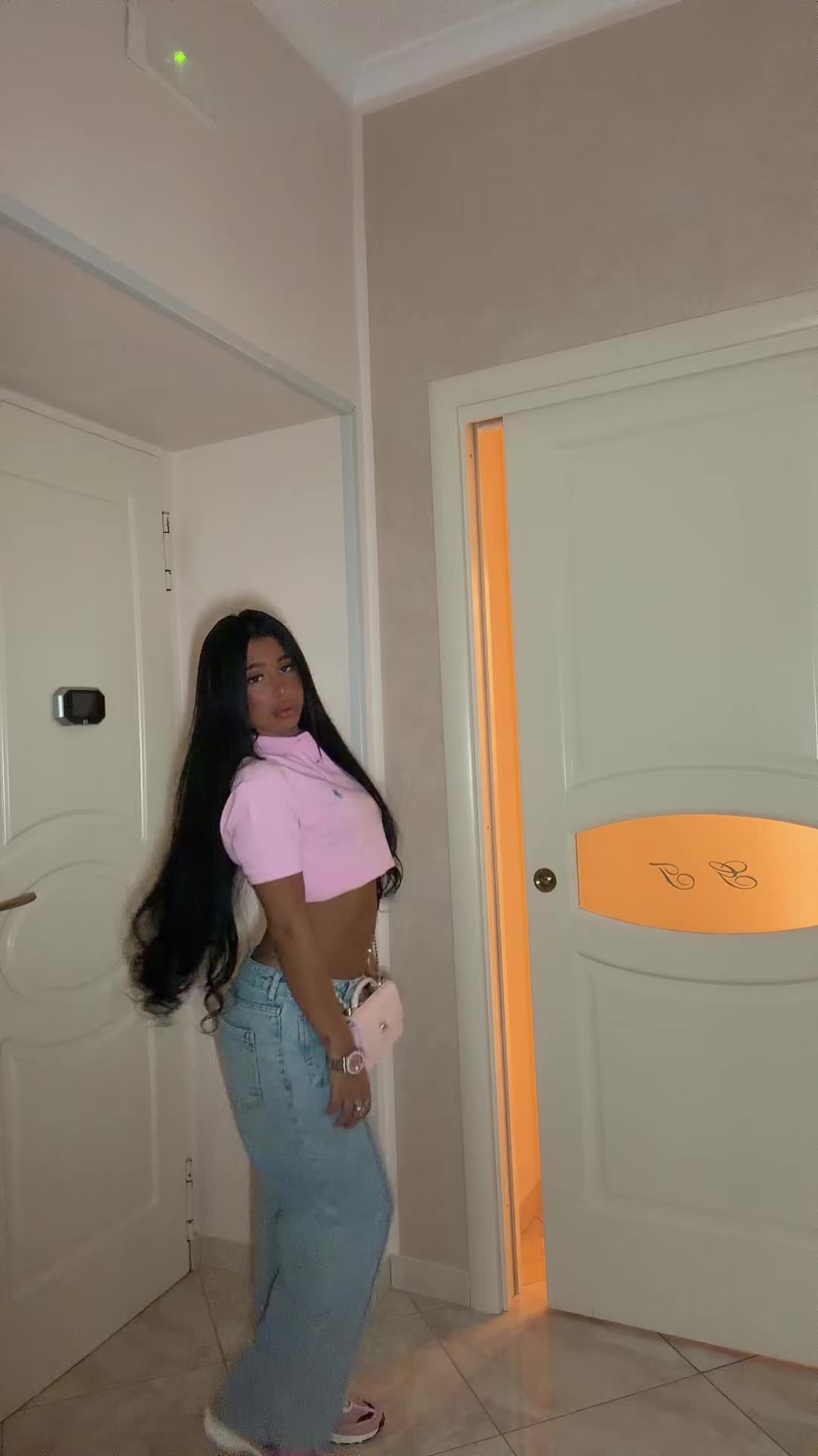 @AnnaGiame_