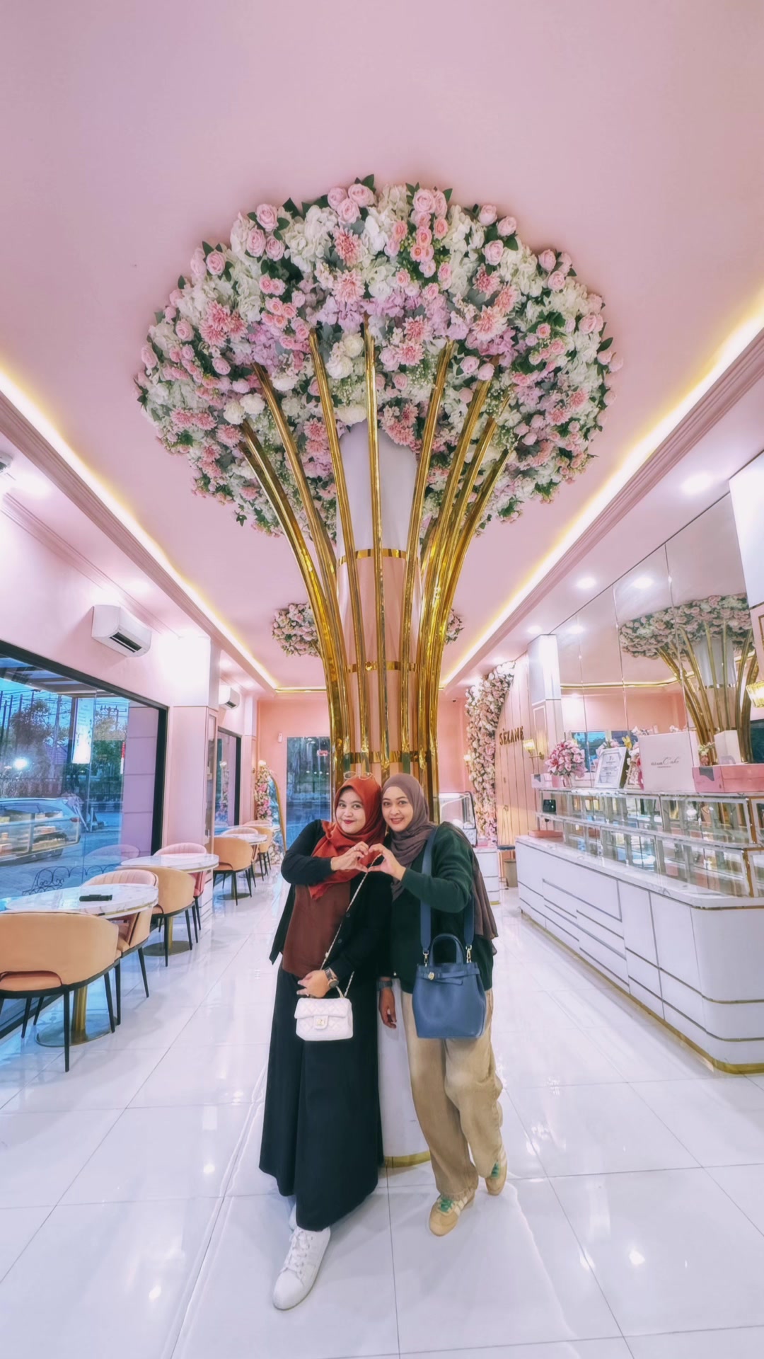 @shishielaofficial