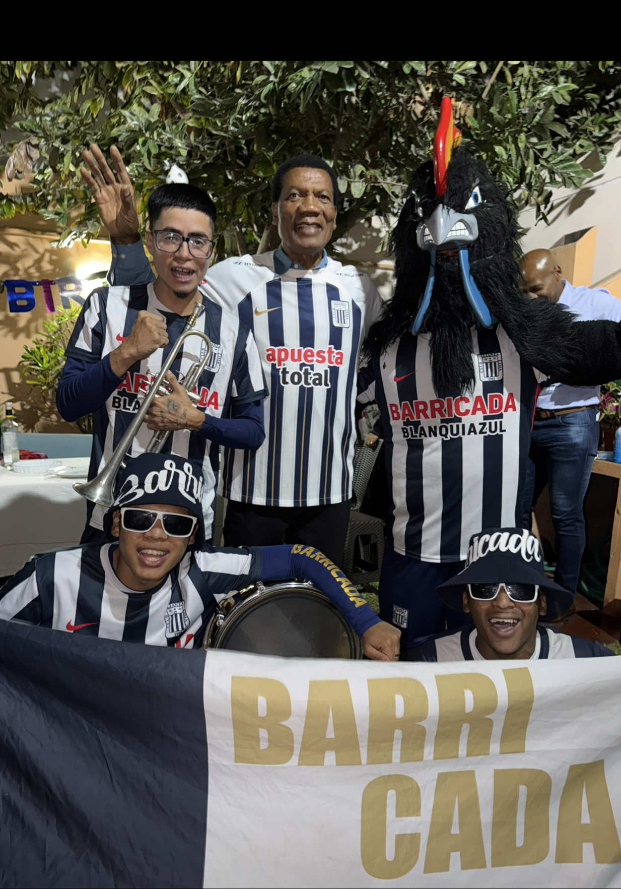 @barricada 🥁💯