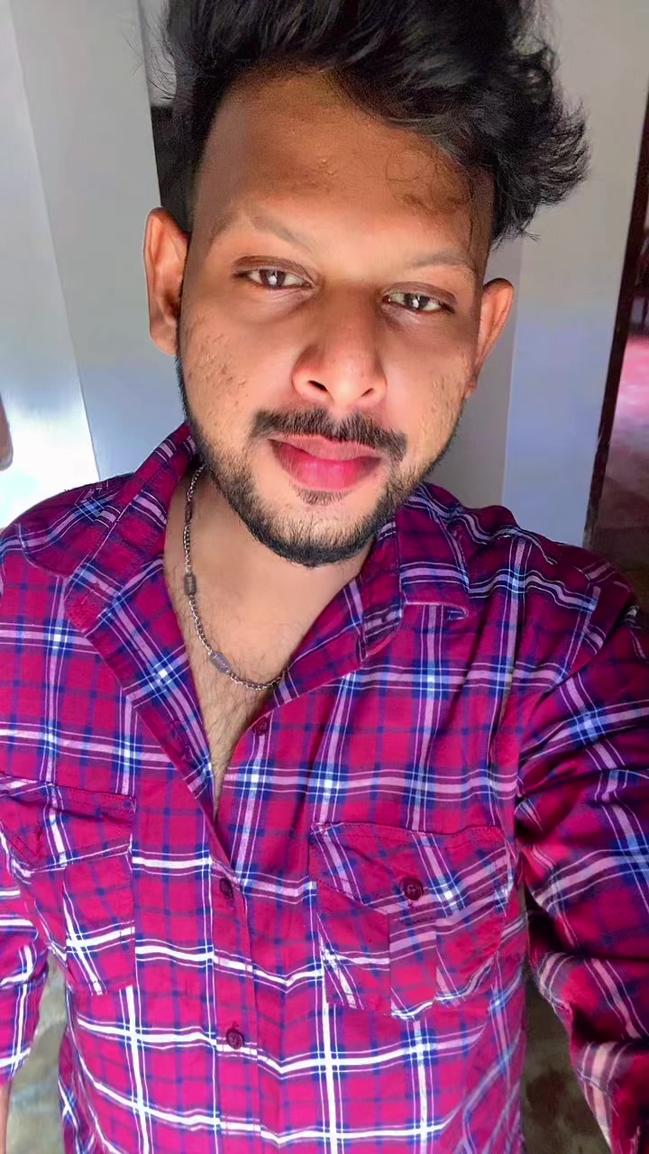 @𝐀𝐬𝐡𝐟𝐚𝐪👑