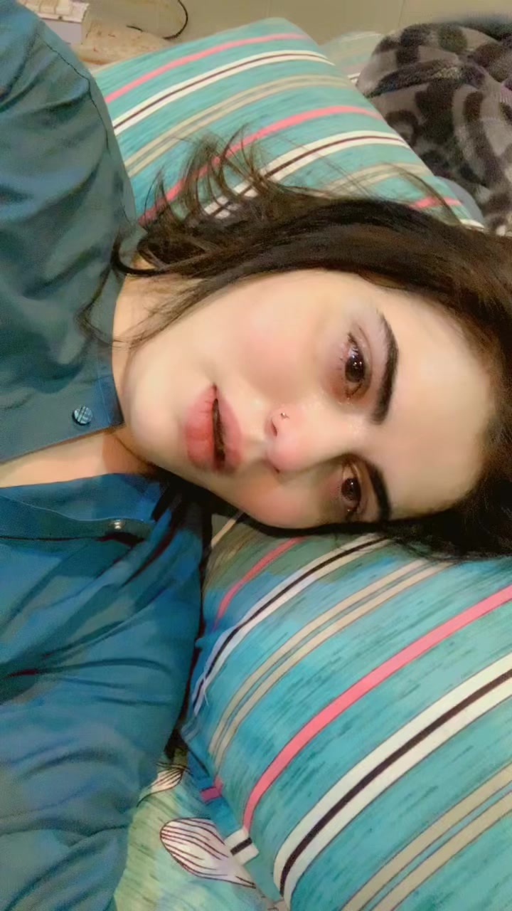 @Only🥵Madihaa