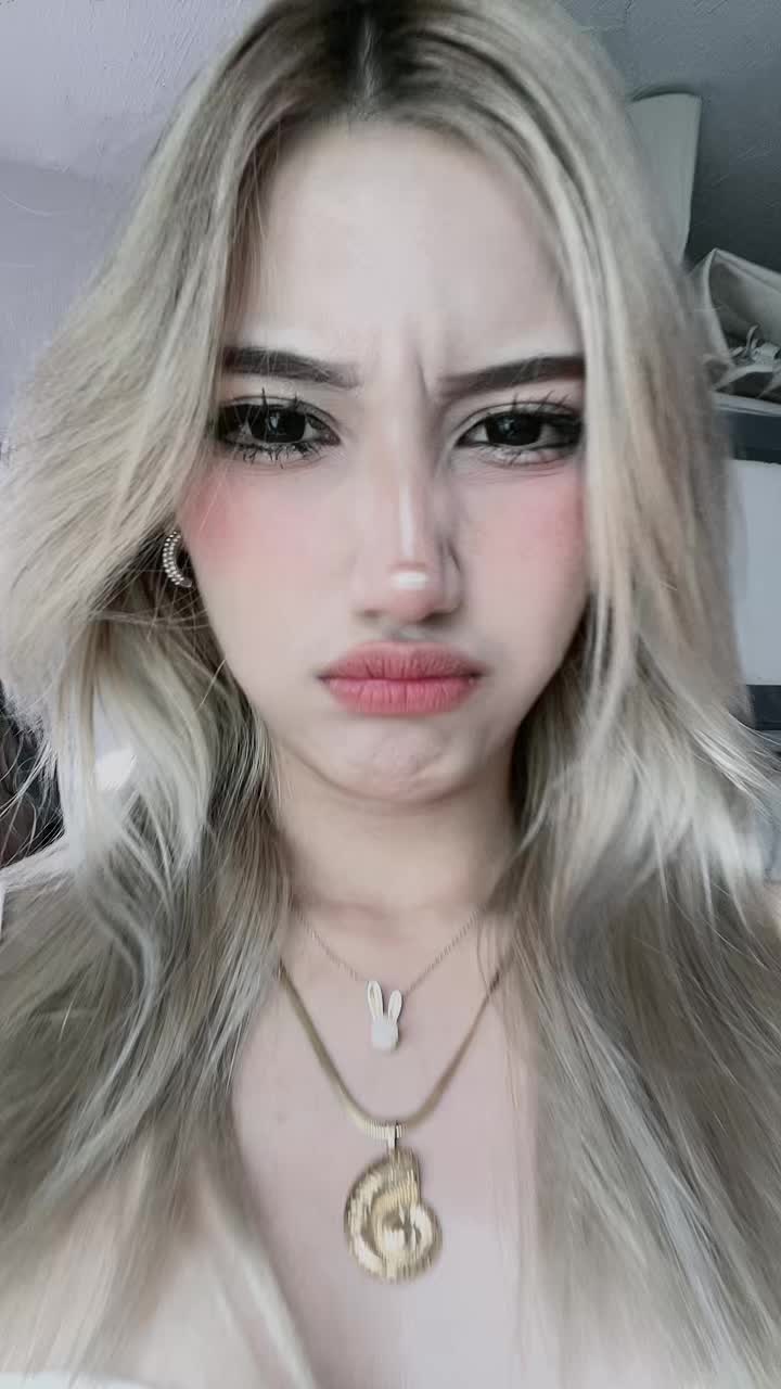 @lelepoxy