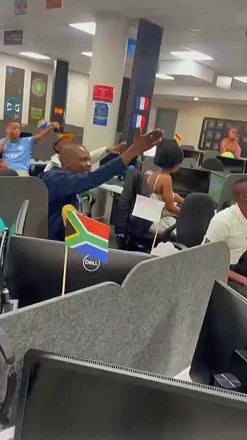 @Sburh Mazibuko Kubheka😉