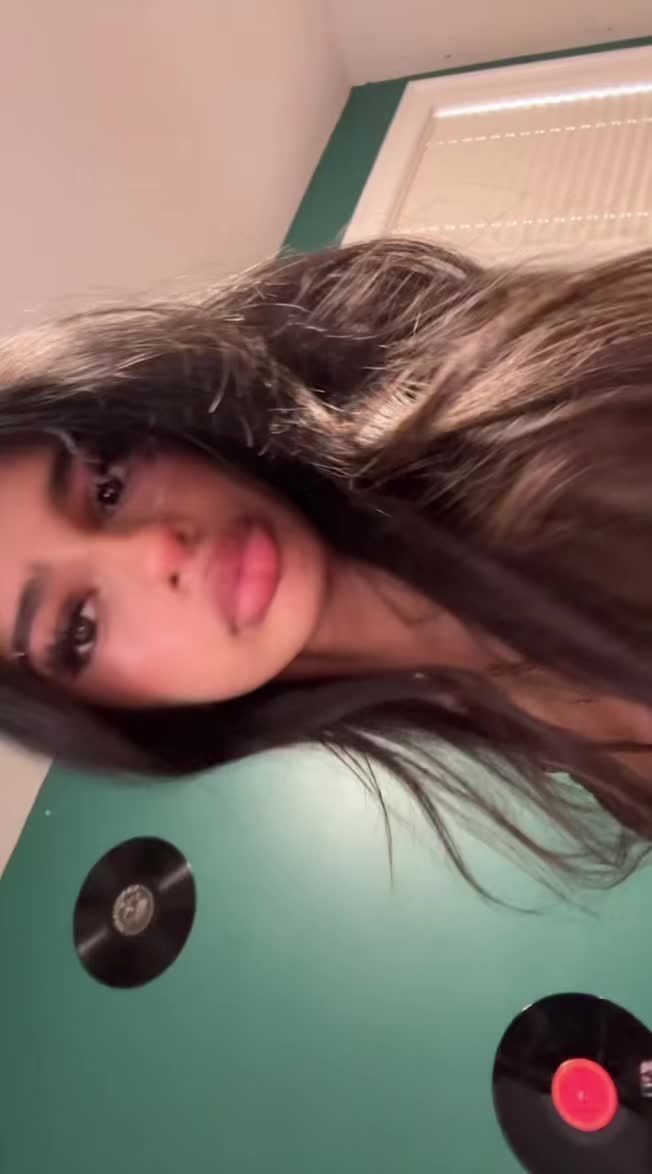 @rheamenon6