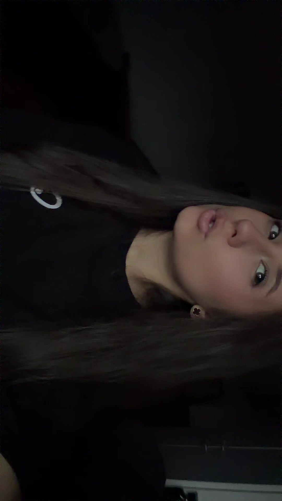 @♱