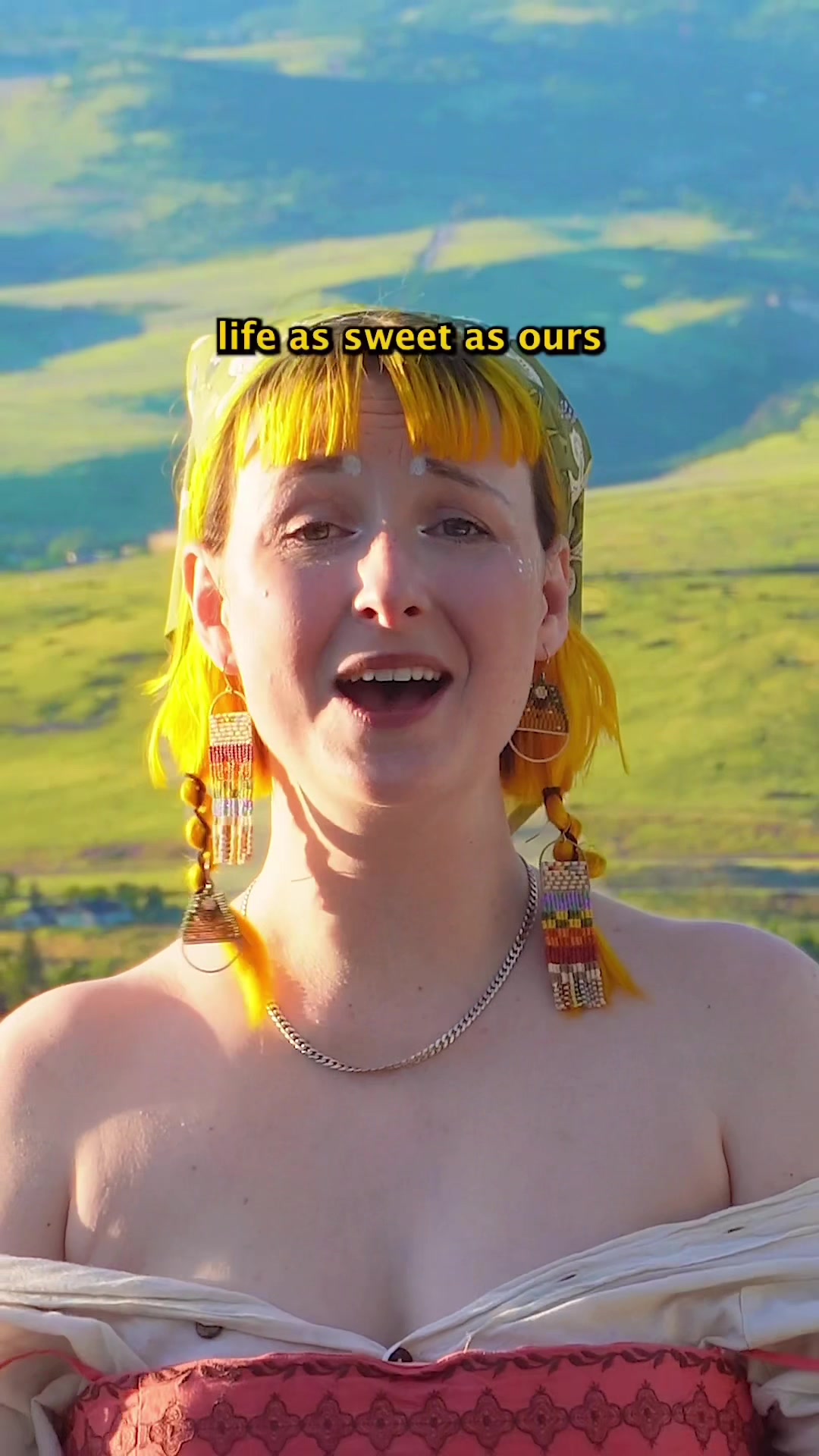 @Tessa Violet