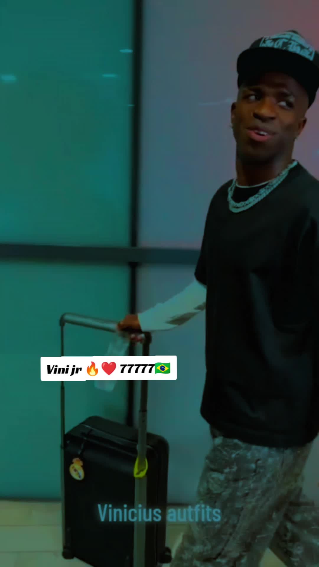 @💧Dj&eacute;lilou ✨