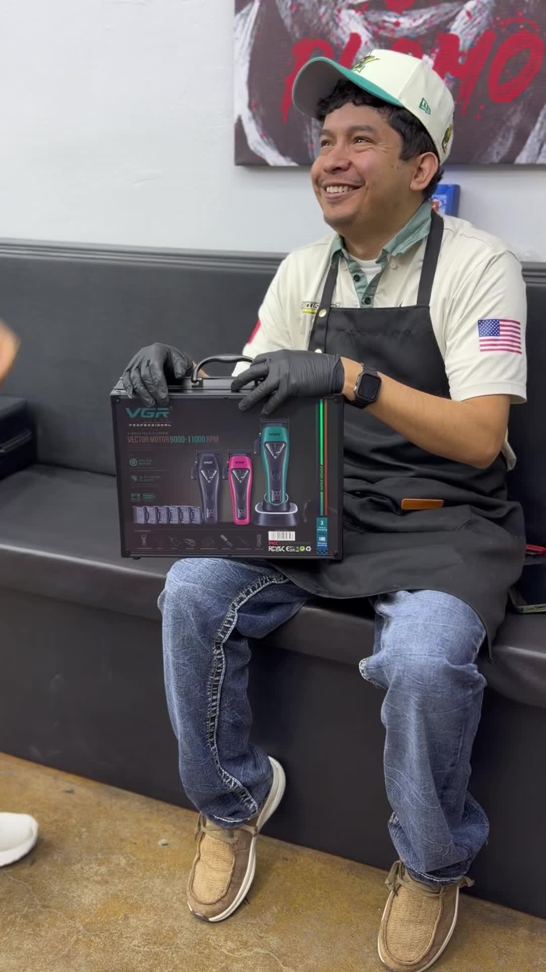 @Jisai Barber