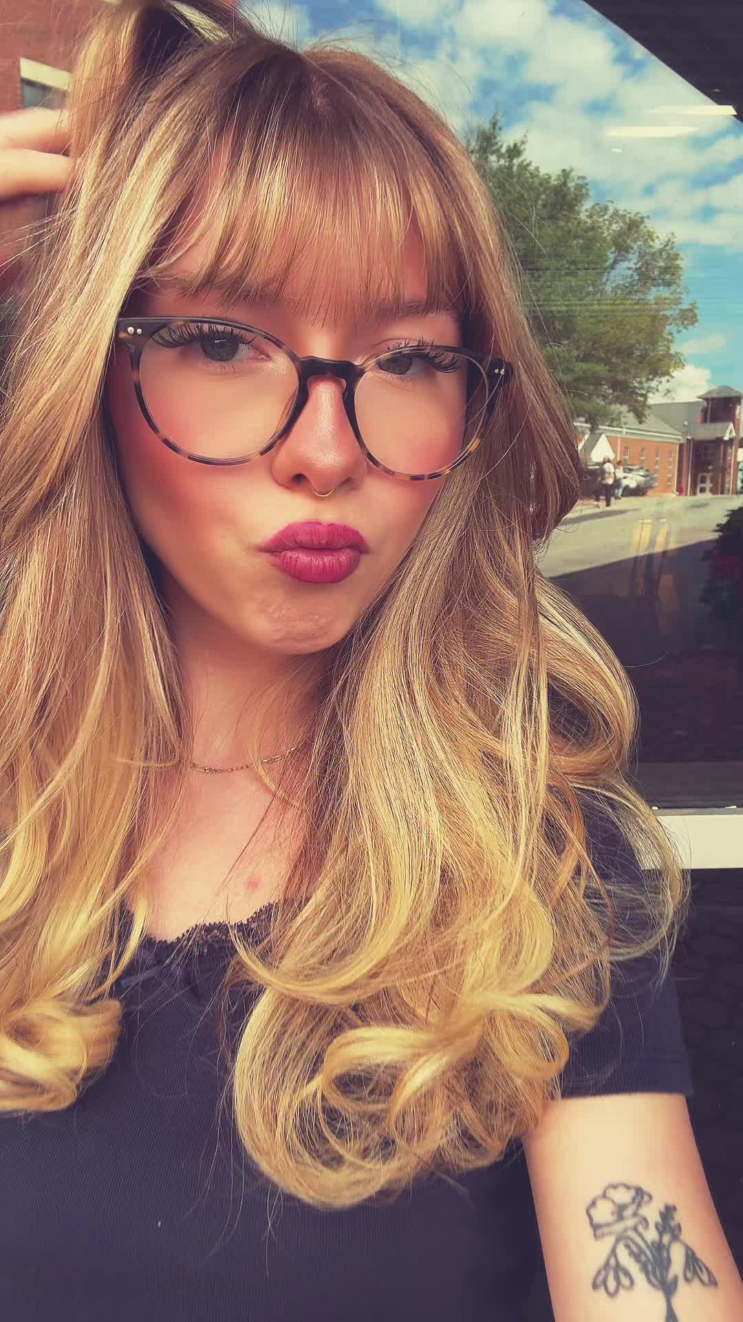 @abislay69