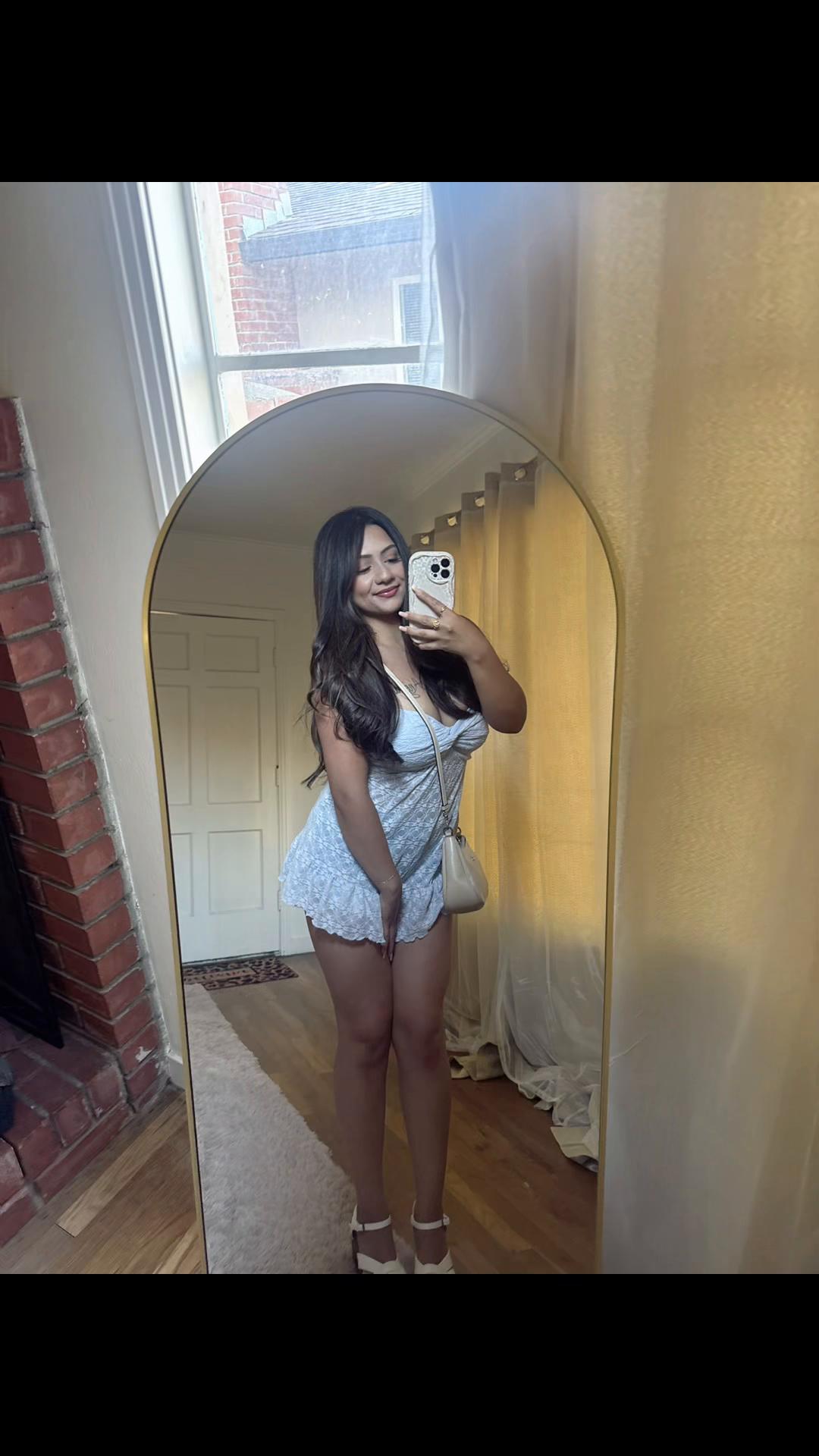 @lovelydaaayzx