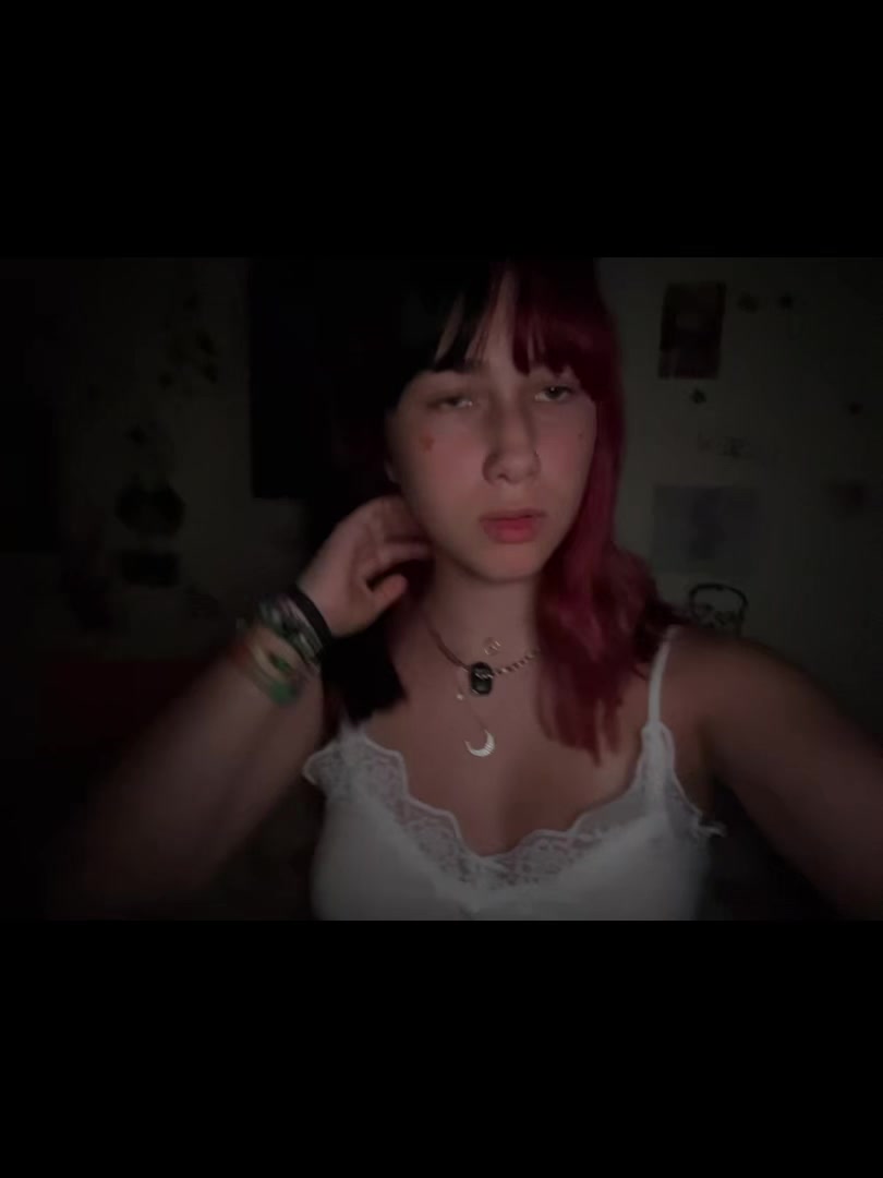 @🍓Ire🦇