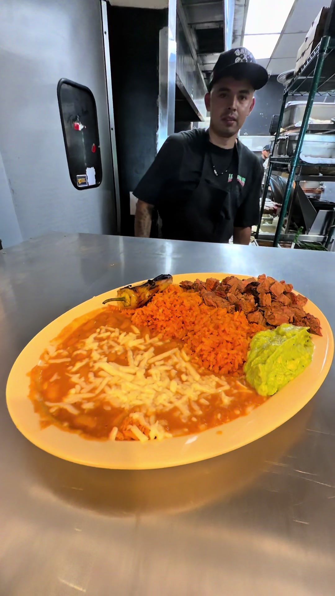 @TACOS LOS CHOLOS
