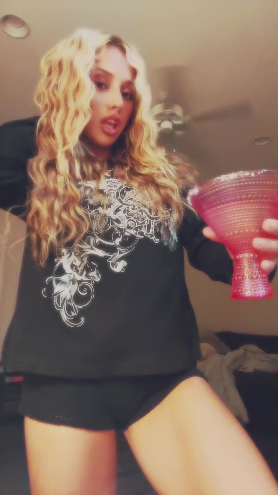@≽^ ˕ • ྀི≼