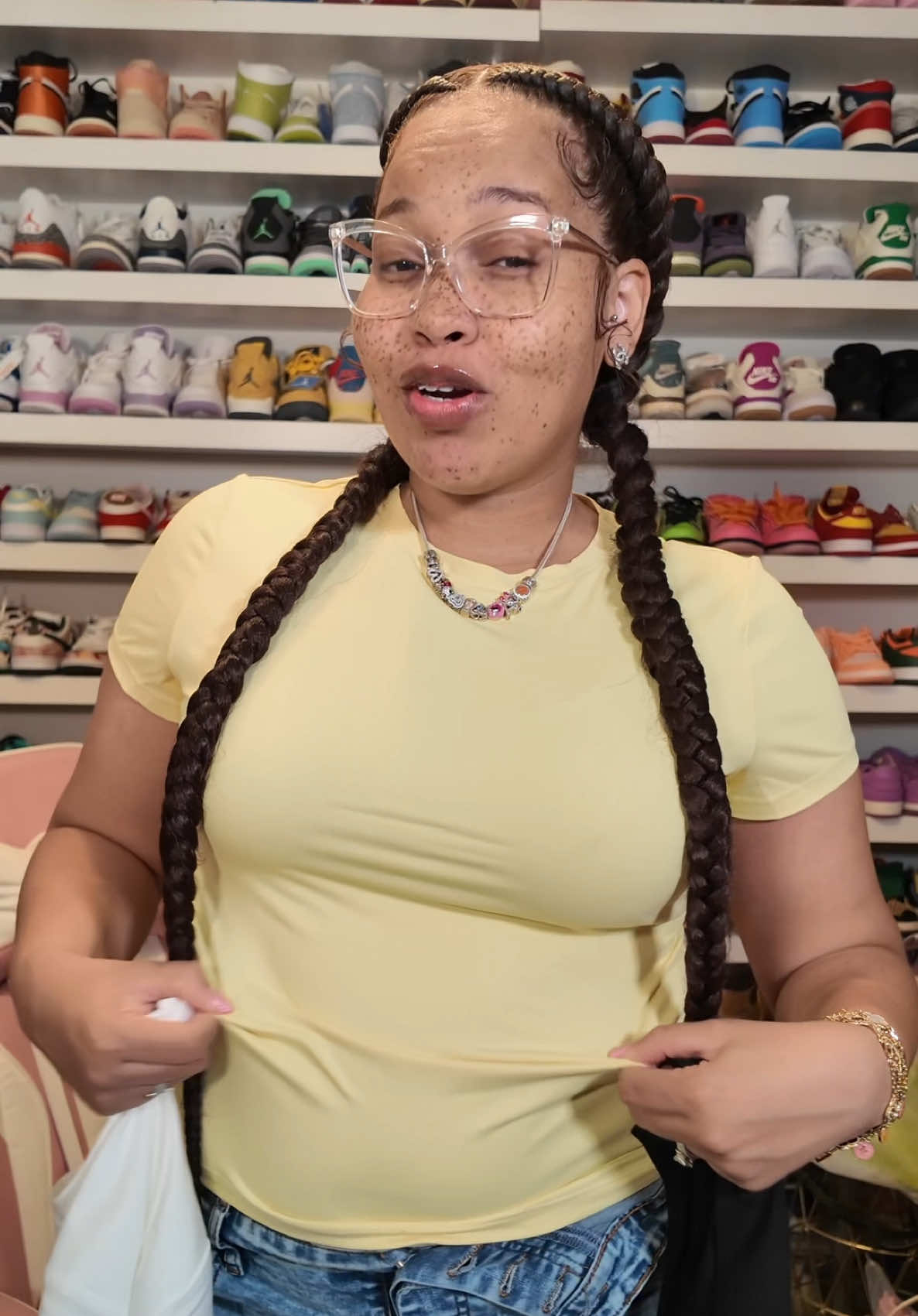 @YeahItsAmberr 🧡