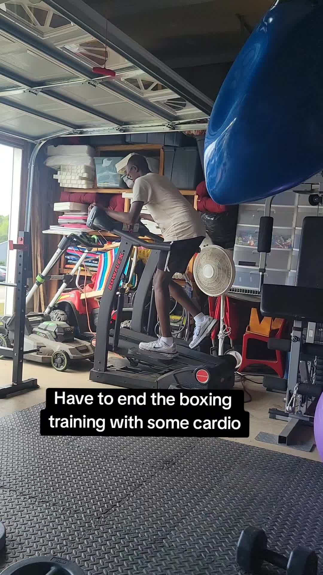 @Clowcent