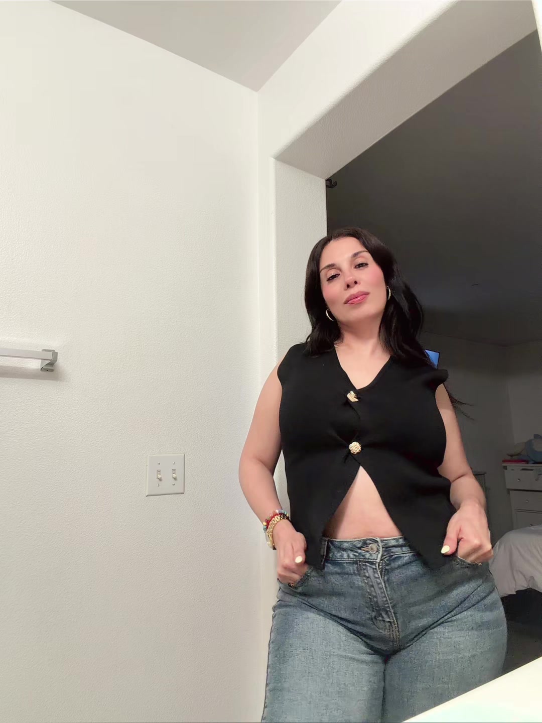@tinarose477