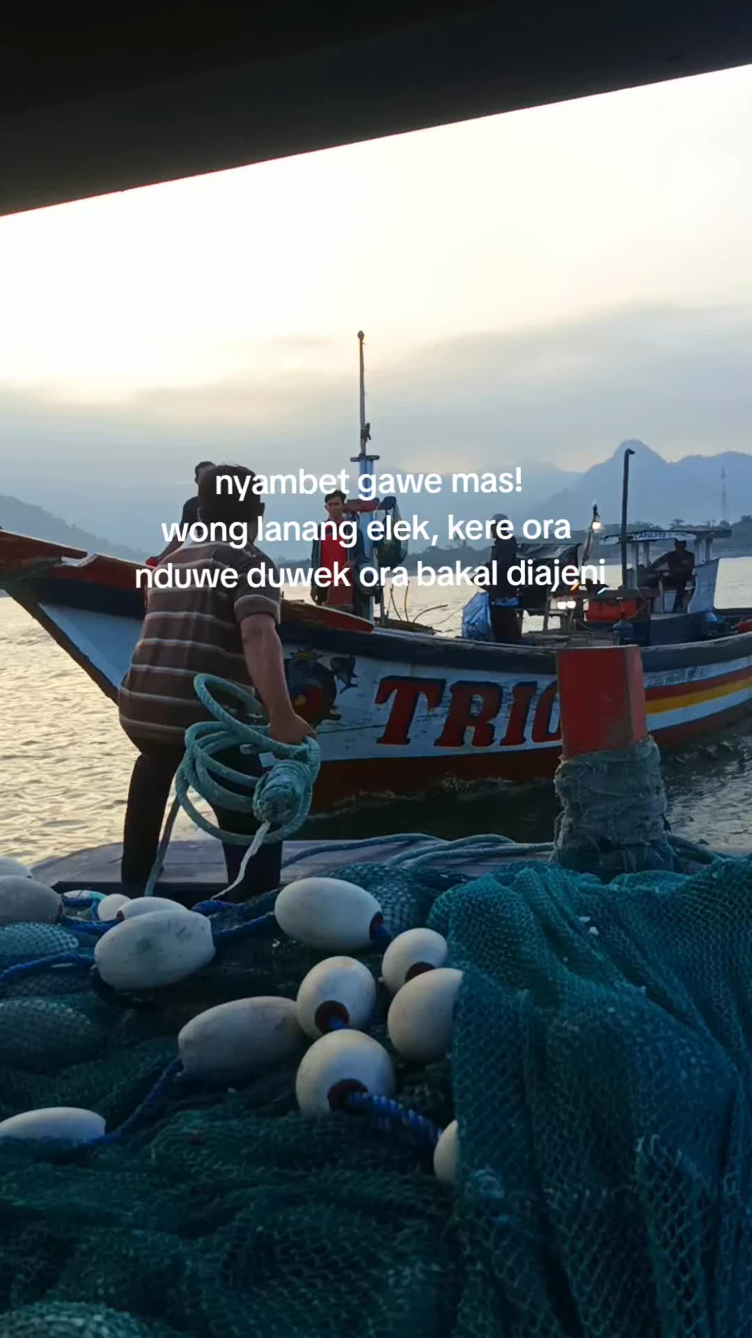@아즈 >👾