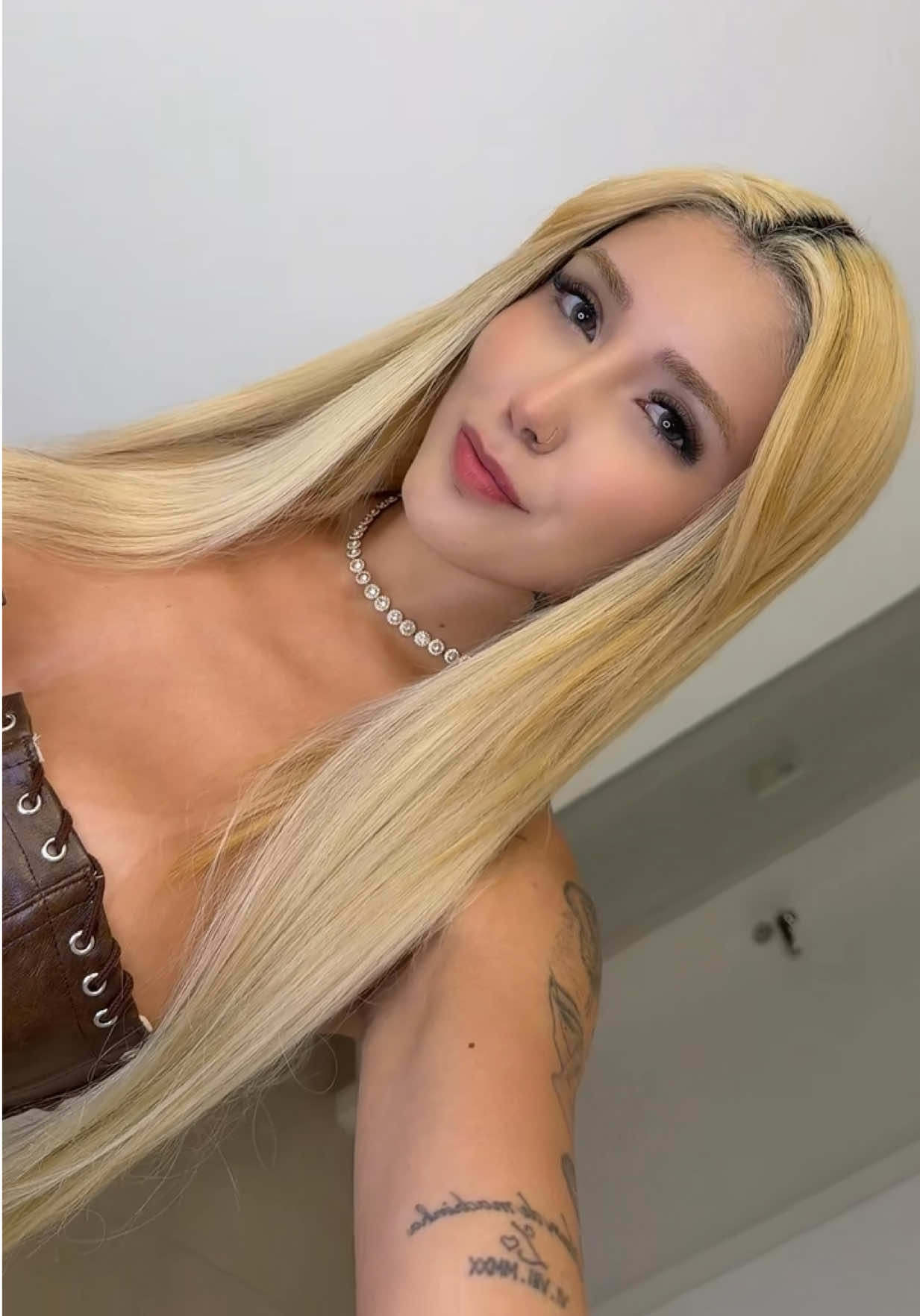 @Anna Carolina
