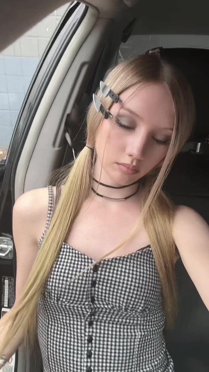 @😵