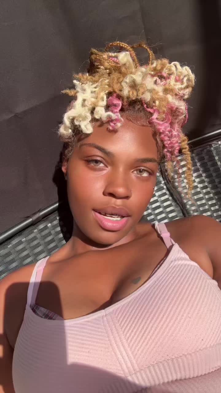@Laniyahrena