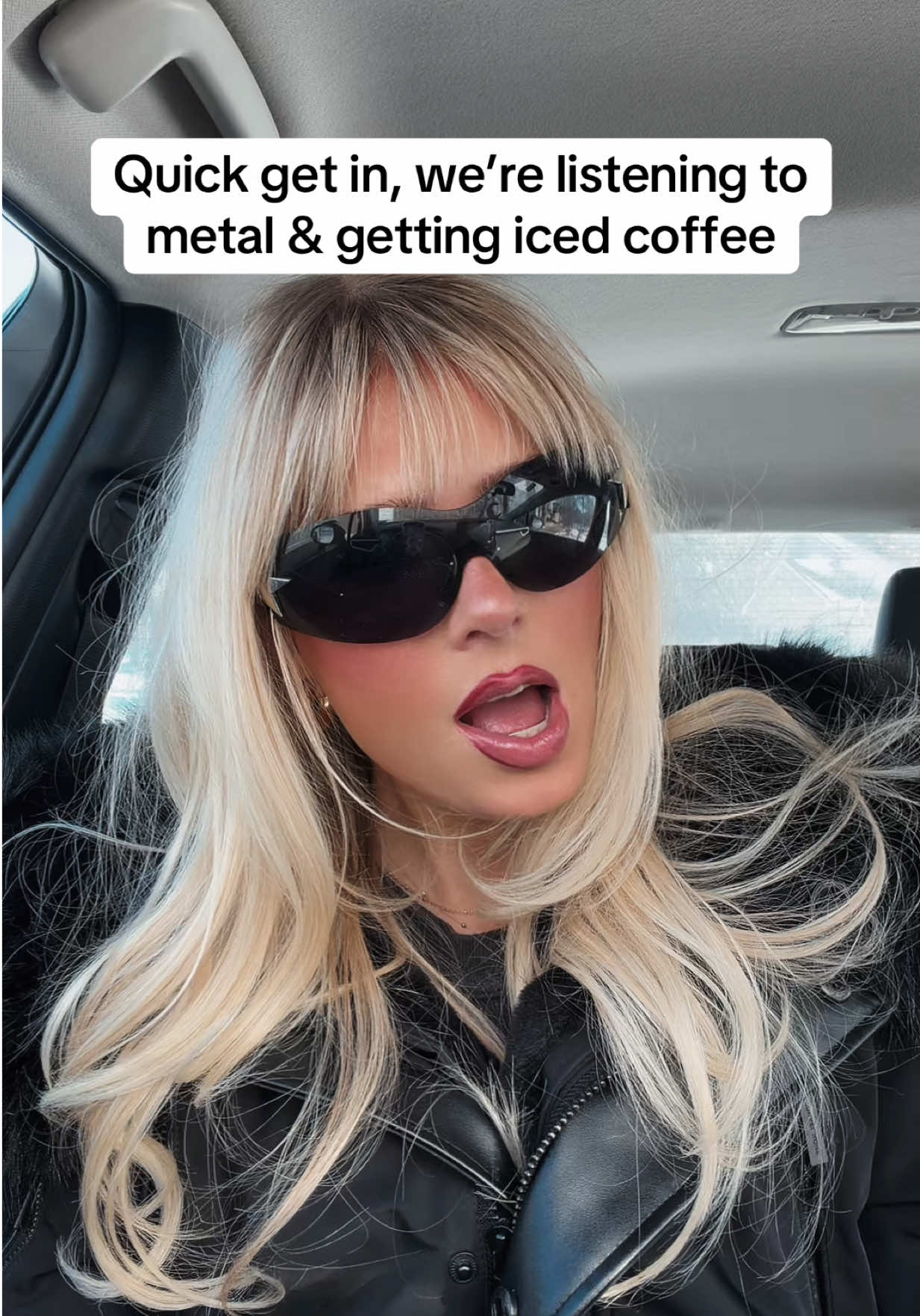 @SarahRockz