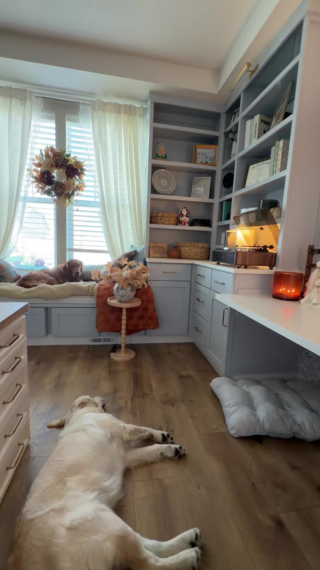 @Crystal | Cozy Home & Holiday