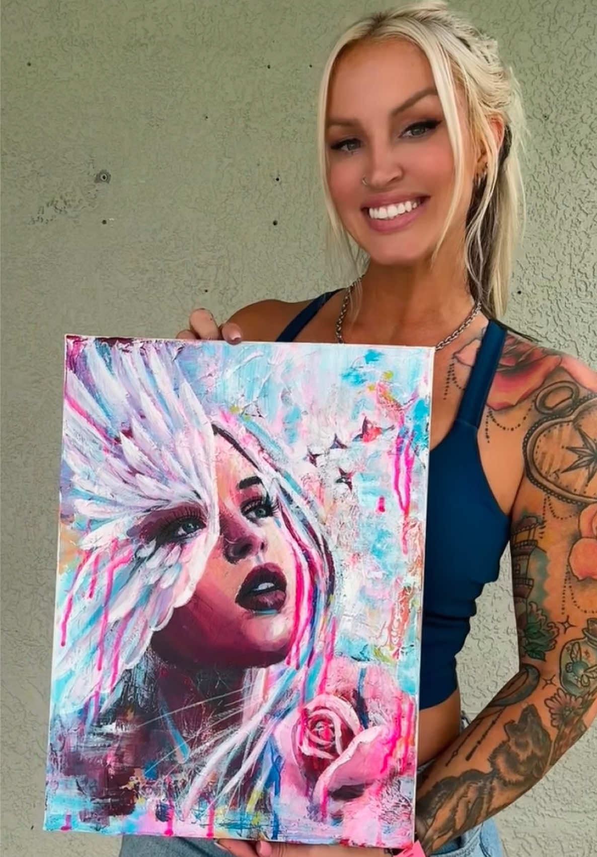 @tiffanylatelyyy