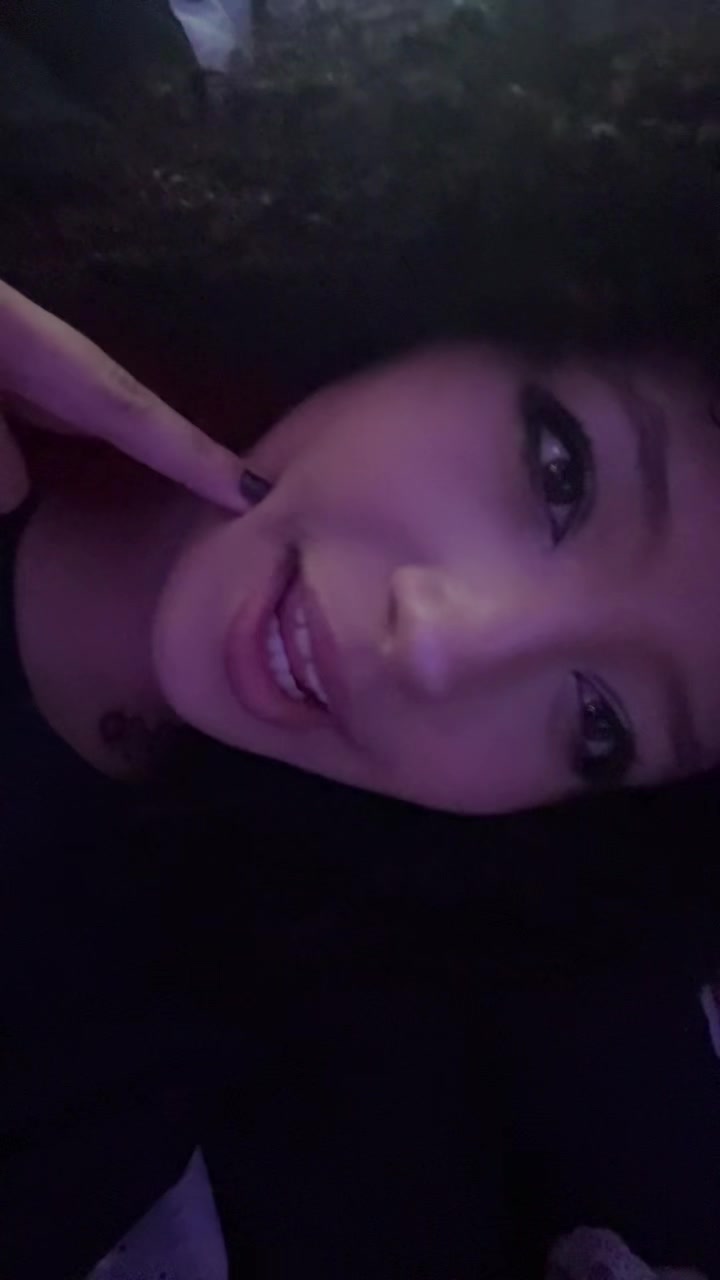 @Zombie_lola🧟♀️🧟♀️