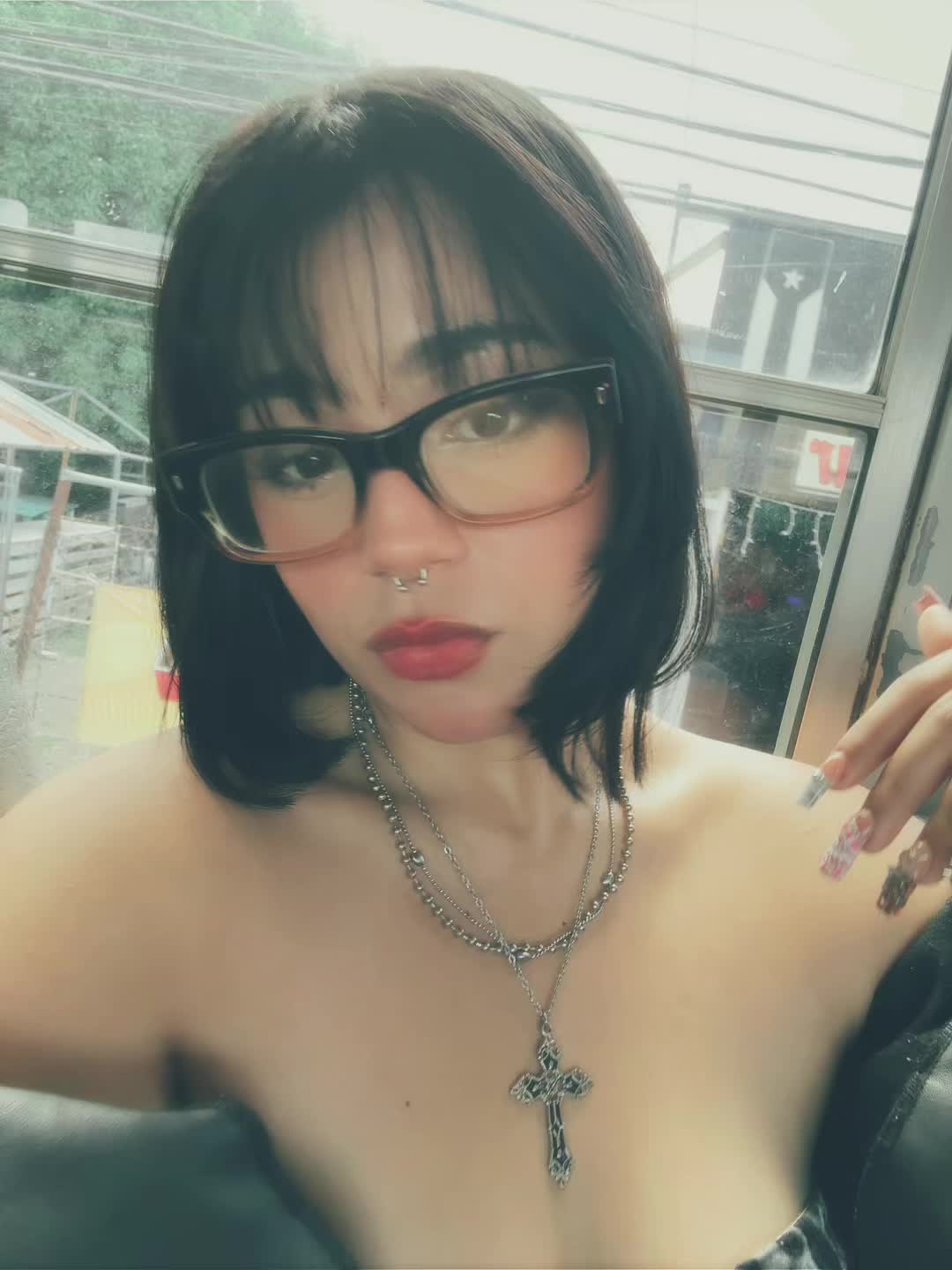 @✯