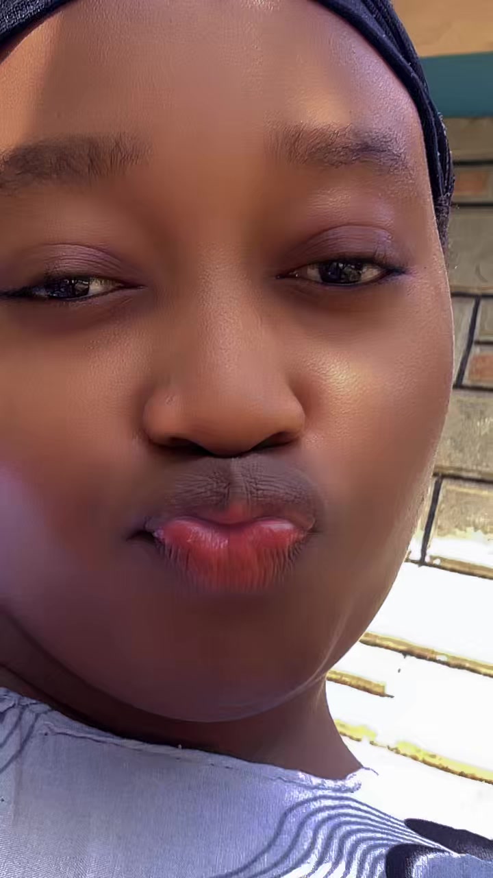 @it's_dee